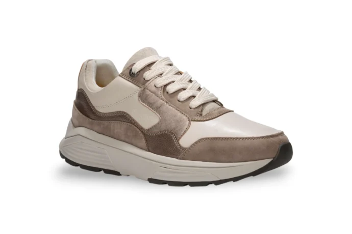 Alternative view of Xsensible Golden Gate Lady